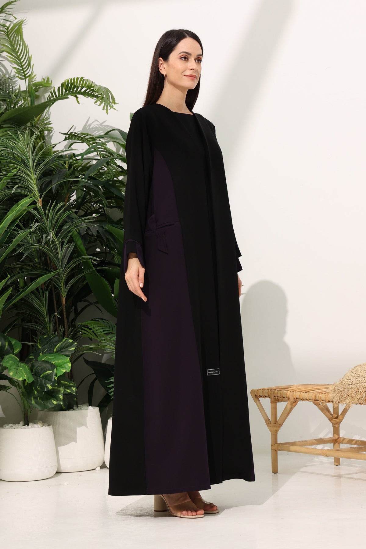 VIOLET ABAYA