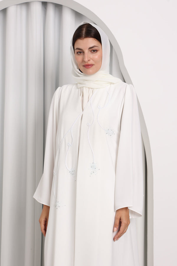LUZIA ABAYA