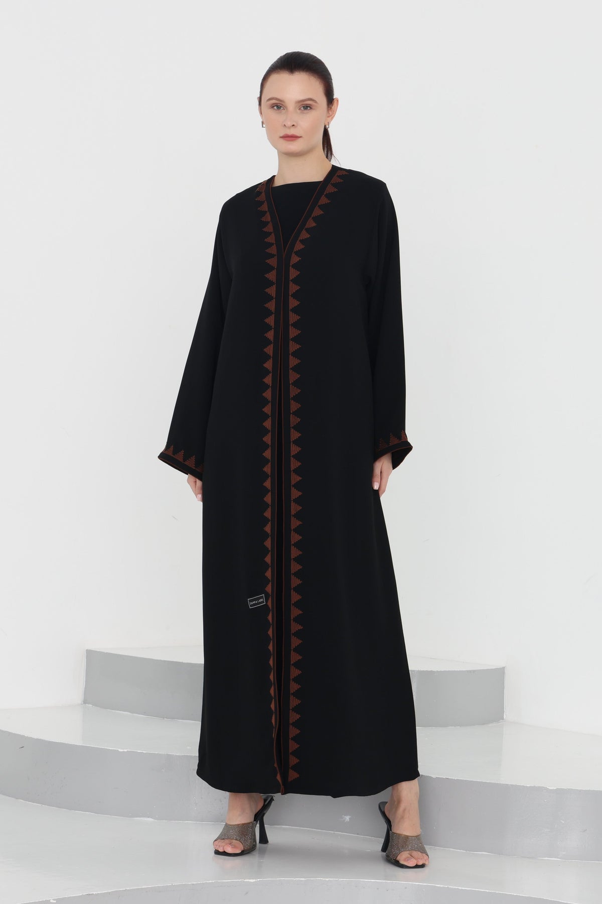 LUMINA ABAYA