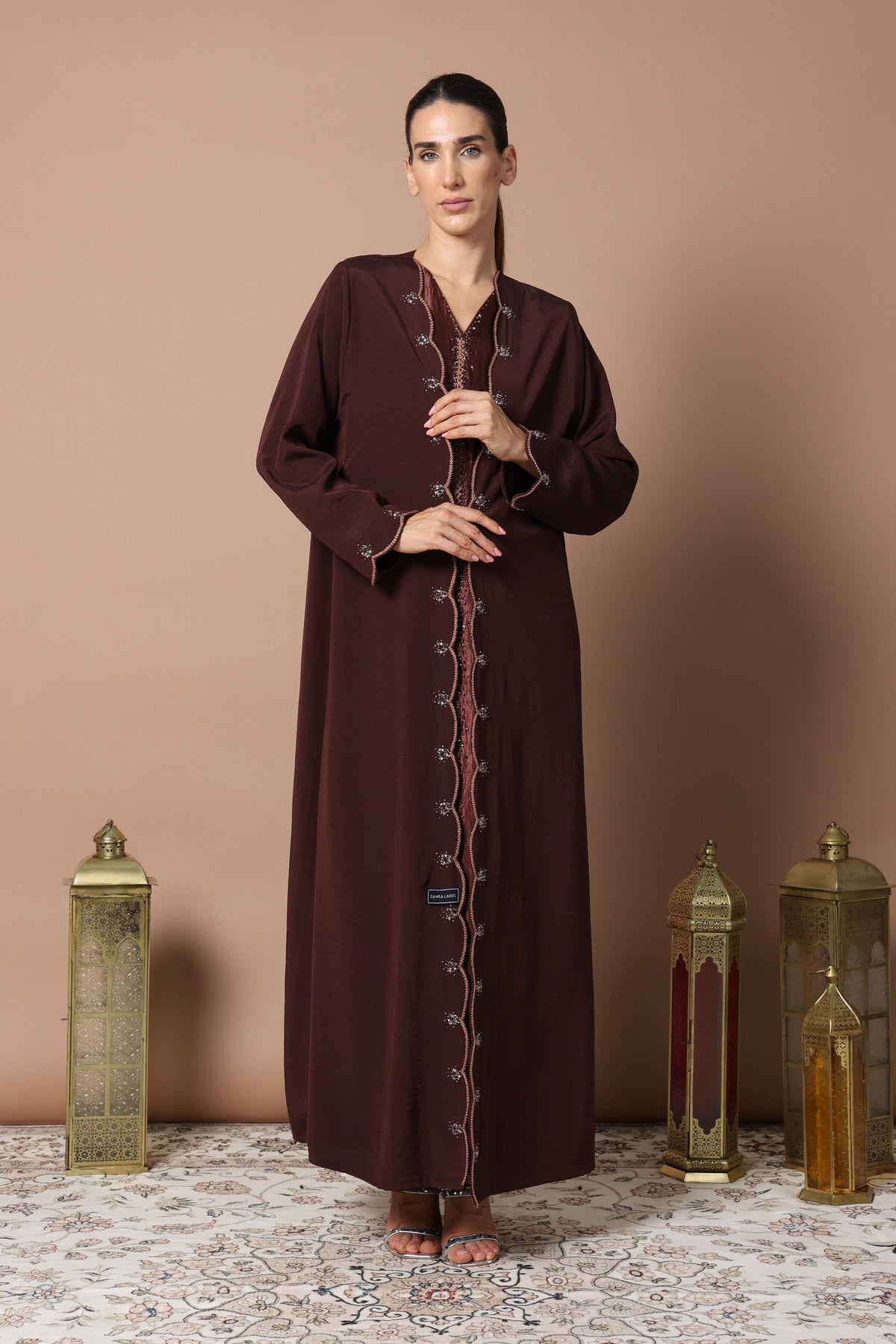 GARNET GLOW ABAYA