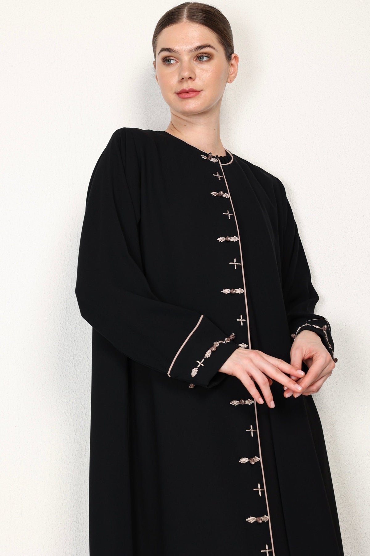 NOVA ABAYA