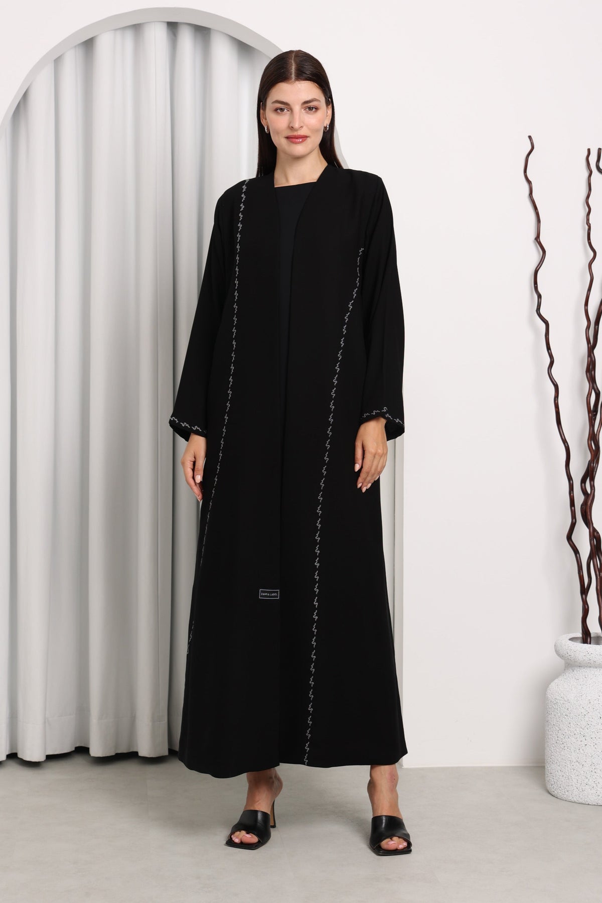 NERINA ABAYA