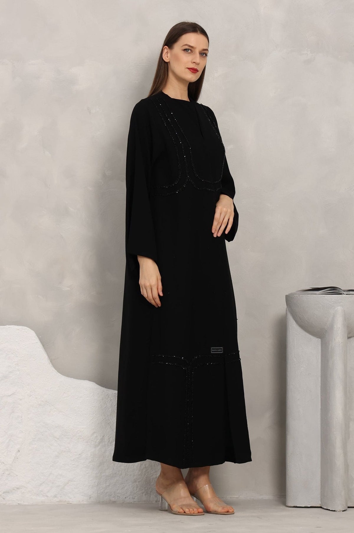 RAWAN ABAYA- 50% OFF