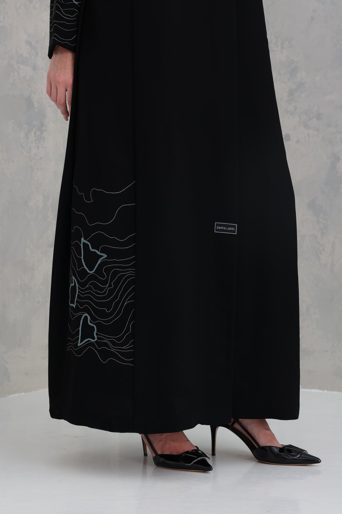 NOMA ABAYA