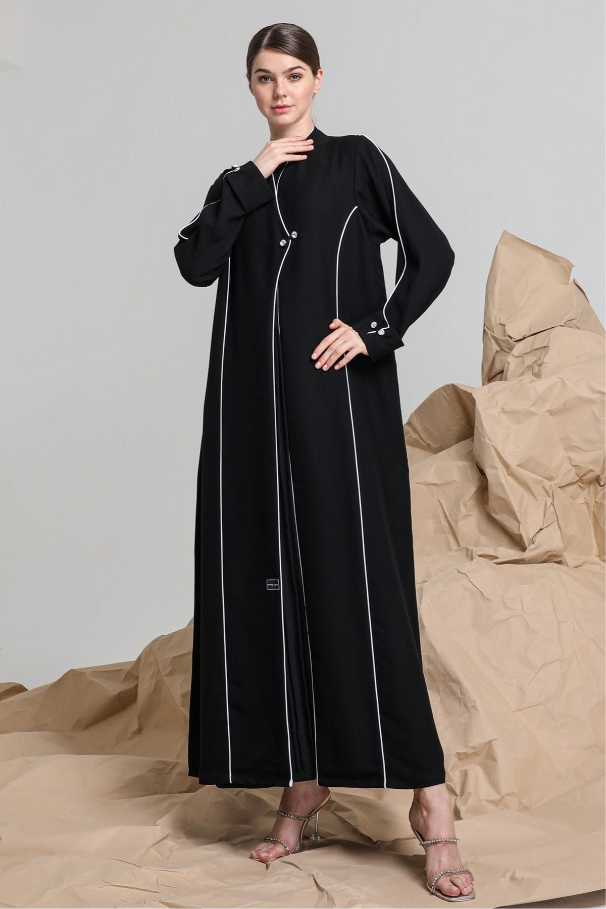 STELLA ABAYA 35% OFF