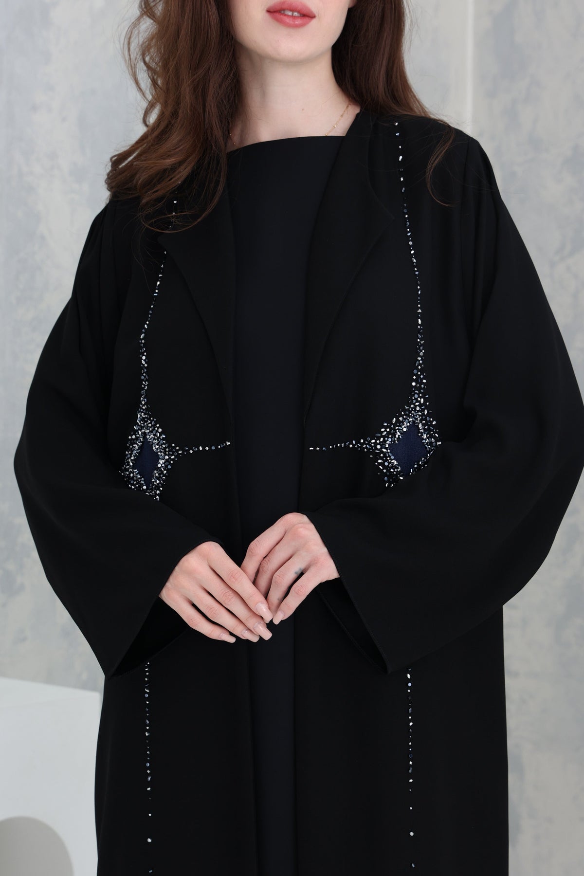 NERA ABAYA