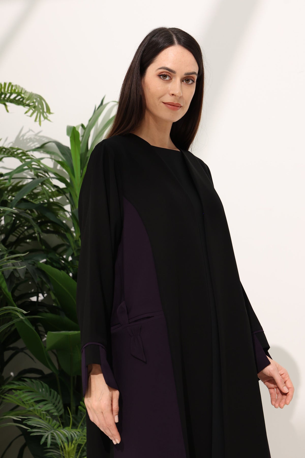 VIOLET ABAYA