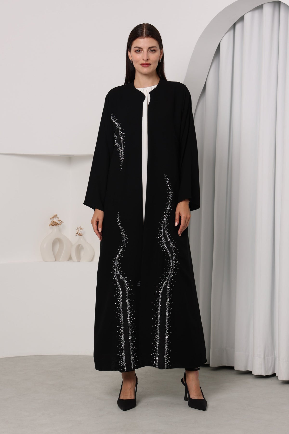 EMILIA ABAYA- Black