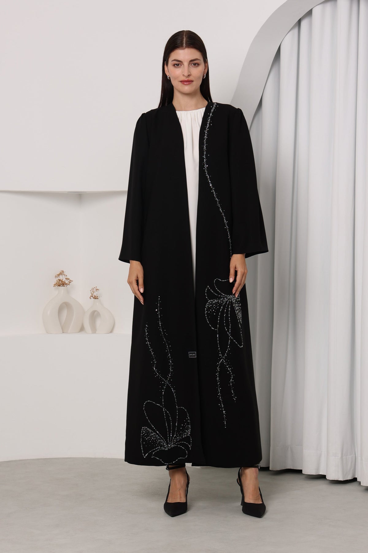 FIORA ABAYA- Black